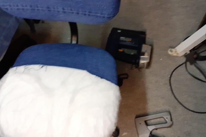 旧物改造:用垃圾堆里的材料翻新旋转椅-第15张图片-趣作屋 旧物改造:用垃圾堆里的材料翻新旋转椅-第15张图片-趣作屋