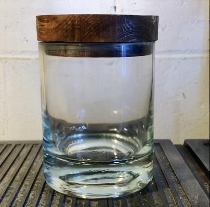 废旧瓶子改造创意教程:制作实用瓶盖容器-第12张图片-趣作屋 废旧瓶子改造创意教程:制作实用瓶盖容器-第12张图片-趣作屋