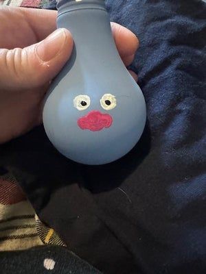 用坏灯泡做电影风格的圣诞装饰品-第13张图片-趣作屋 用坏灯泡做电影风格的圣诞装饰品-第13张图片-趣作屋