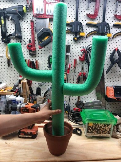 用回收材料制作创意圣诞仙人掌装饰树教程-第12张图片-趣作屋