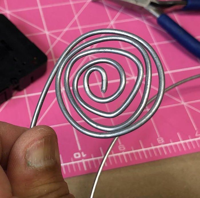 用猫粮罐头制作可爱迷你时钟教程-第5张图片-趣作屋