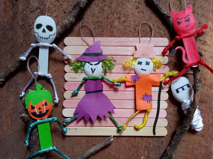 用酸奶勺制作万圣节小怪物装饰品-第1张图片-趣作屋 用酸奶勺制作万圣节小怪物装饰品-第1张图片-趣作屋