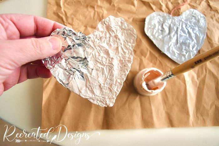 情人节手工爱心花环制作教程-第5张图片-趣作屋 情人节手工爱心花环制作教程-第5张图片-趣作屋