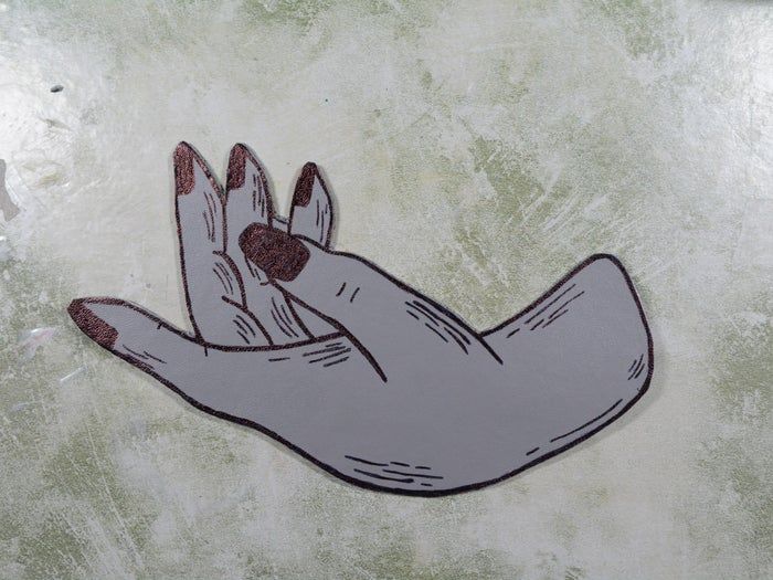 废旧笔记本变身时尚皮革配饰教程-第30张图片-趣作屋