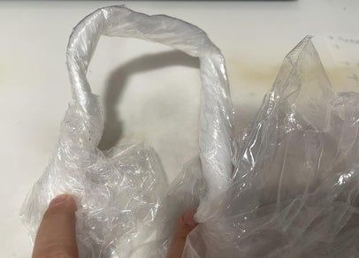 用塑料垃圾DIY创意花盆,环保又实用-第6张图片-趣作屋 用塑料垃圾DIY创意花盆,环保又实用-第6张图片-趣作屋