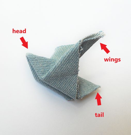 用旧牛仔布制作和平鸽胸针的折纸灵感教程-第15张图片-趣作屋