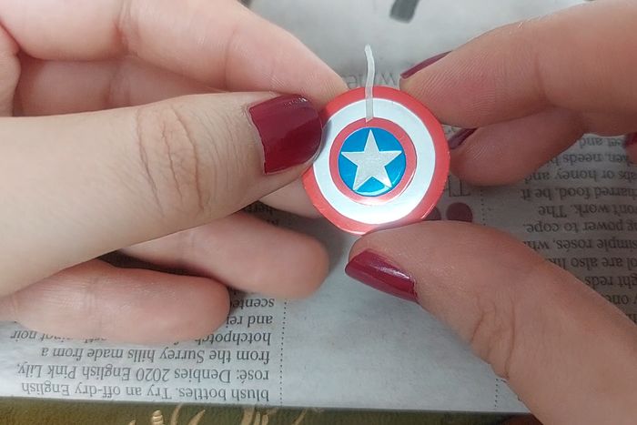 用饮料罐制作佩吉·卡特和美国队长盾牌配饰教程-第44张图片-趣作屋 用饮料罐制作佩吉·卡特和美国队长盾牌配饰教程-第44张图片-趣作屋