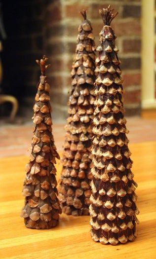 用松果制作创意圣诞装饰品教程-第1张图片-趣作屋