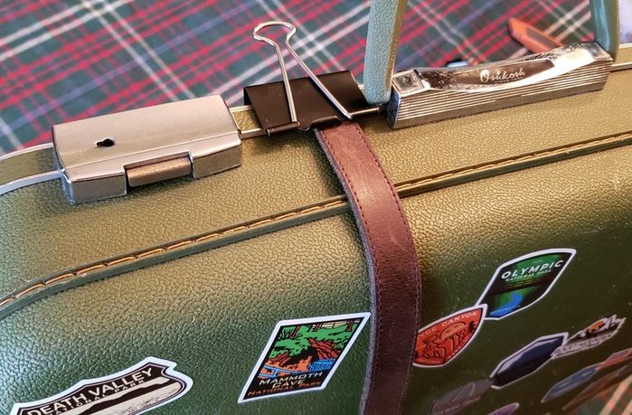 用复古行李箱打造国家公园贴纸墙面艺术-第23张图片-趣作屋 用复古行李箱打造国家公园贴纸墙面艺术-第23张图片-趣作屋