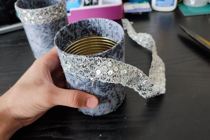 废旧布料和罐头变身创意笔筒教程-第22张图片-趣作屋 废旧布料和罐头变身创意笔筒教程-第22张图片-趣作屋