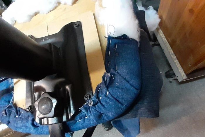 旧物改造:用垃圾堆里的材料翻新旋转椅-第16张图片-趣作屋 旧物改造:用垃圾堆里的材料翻新旋转椅-第16张图片-趣作屋