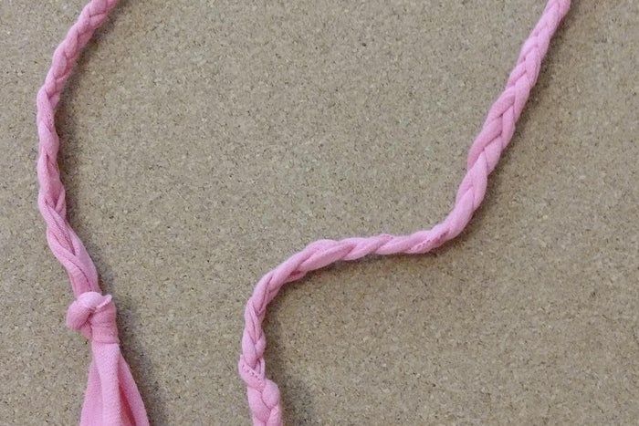 用旧T恤DIY结实绳子的简单方法-第23张图片-趣作屋