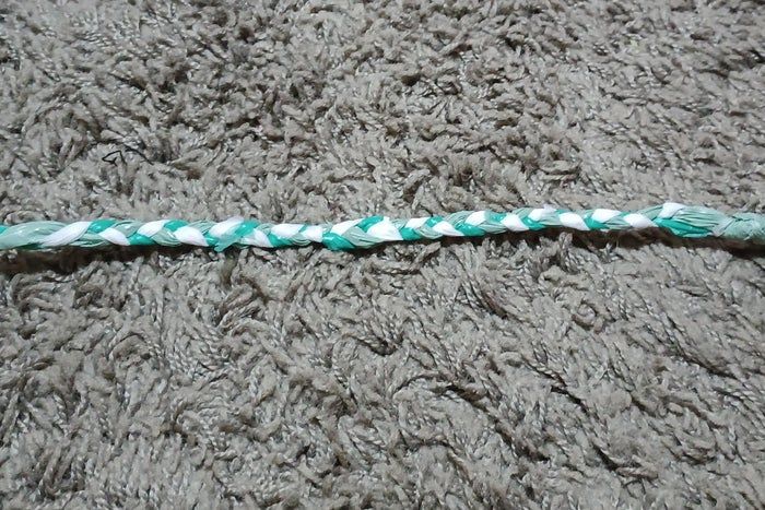 用塑料袋DIY手链教程-第17张图片-趣作屋 用塑料袋DIY手链教程-第17张图片-趣作屋