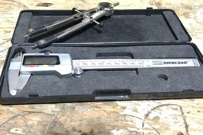 废旧瓶子改造创意教程:制作实用瓶盖容器-第5张图片-趣作屋 废旧瓶子改造创意教程:制作实用瓶盖容器-第5张图片-趣作屋