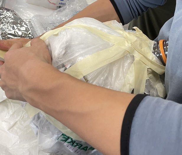 用塑料垃圾DIY创意花盆,环保又实用-第11张图片-趣作屋 用塑料垃圾DIY创意花盆,环保又实用-第11张图片-趣作屋