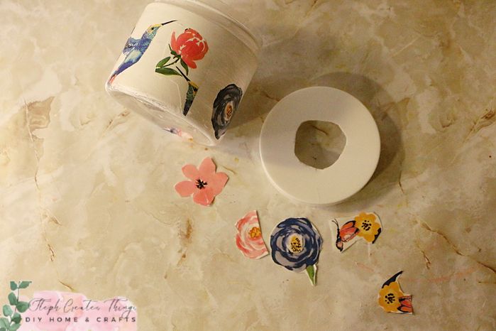 废旧塑料盒改造纸巾盒教程-第7张图片-趣作屋 废旧塑料盒改造纸巾盒教程-第7张图片-趣作屋