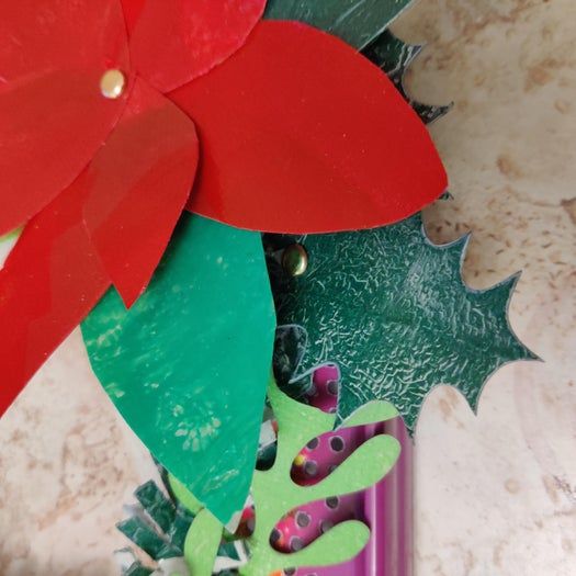 回收塑料制作环保圣诞花环教程-第22张图片-趣作屋 回收塑料制作环保圣诞花环教程-第22张图片-趣作屋