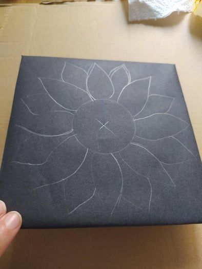 用鸡蛋壳做多彩马赛克装饰的简单方法-第5张图片-趣作屋