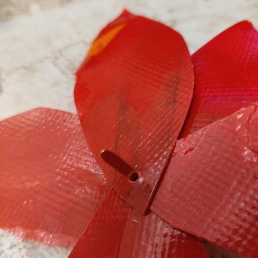 回收塑料制作环保圣诞花环教程-第19张图片-趣作屋 回收塑料制作环保圣诞花环教程-第19张图片-趣作屋