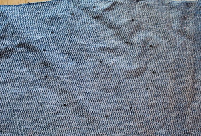 用旧牛仔裤DIY结实耐用的粉笔袋教程-第13张图片-趣作屋 用旧牛仔裤DIY结实耐用的粉笔袋教程-第13张图片-趣作屋