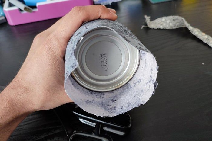 废旧布料和罐头变身创意笔筒教程-第15张图片-趣作屋 废旧布料和罐头变身创意笔筒教程-第15张图片-趣作屋