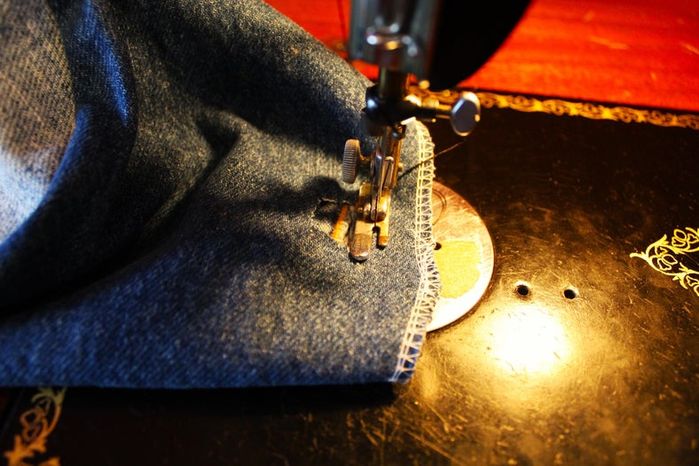 用旧牛仔裤DIY结实耐用的粉笔袋教程-第31张图片-趣作屋 用旧牛仔裤DIY结实耐用的粉笔袋教程-第31张图片-趣作屋