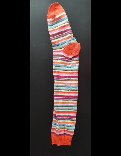 旧袜子变身可爱毛毛虫玩具教程-第3张图片-趣作屋