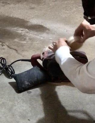 废旧瓶子改造创意教程:制作实用瓶盖容器-第10张图片-趣作屋 废旧瓶子改造创意教程:制作实用瓶盖容器-第10张图片-趣作屋