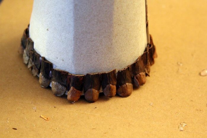 用松果制作创意圣诞装饰品教程-第6张图片-趣作屋