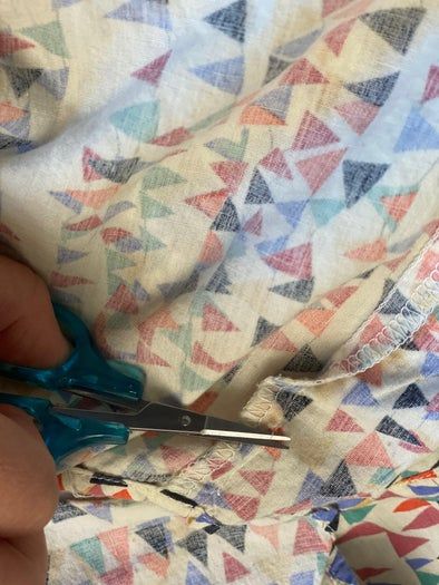 旧衬衫改造超酷纸巾盒教程-第9张图片-趣作屋