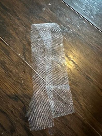 用坏灯泡做电影风格的圣诞装饰品-第6张图片-趣作屋 用坏灯泡做电影风格的圣诞装饰品-第6张图片-趣作屋