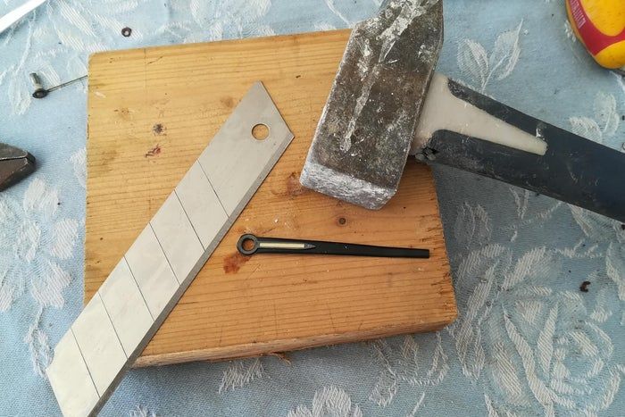 如何用旧闹钟改造无噪音电池闹钟-第17张图片-趣作屋