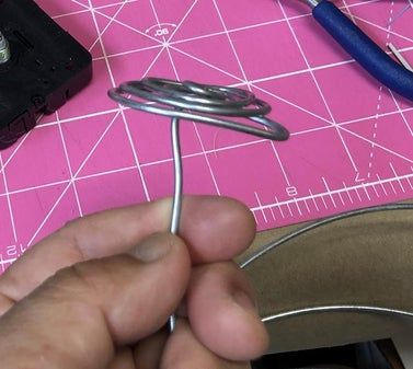 用猫粮罐头制作可爱迷你时钟教程-第6张图片-趣作屋