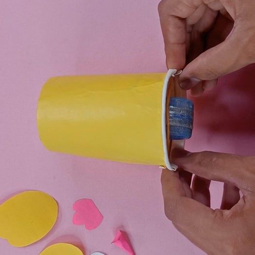 简单又有趣的橡皮筋驱动移动玩具制作教程-第11张图片-趣作屋 简单又有趣的橡皮筋驱动移动玩具制作教程-第11张图片-趣作屋