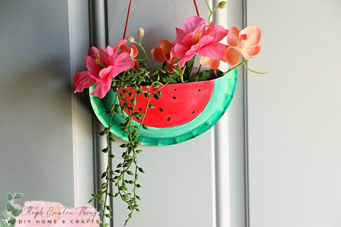 用纸盘制作夏日西瓜花卉挂饰教程-第12张图片-趣作屋