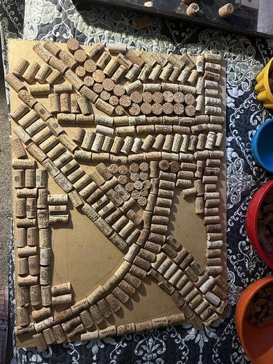 用酒瓶塞DIY墙面装饰品教程-第2张图片-趣作屋