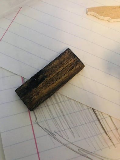 如何用废木料制作可爱又实用的骰子托盘-第7张图片-趣作屋