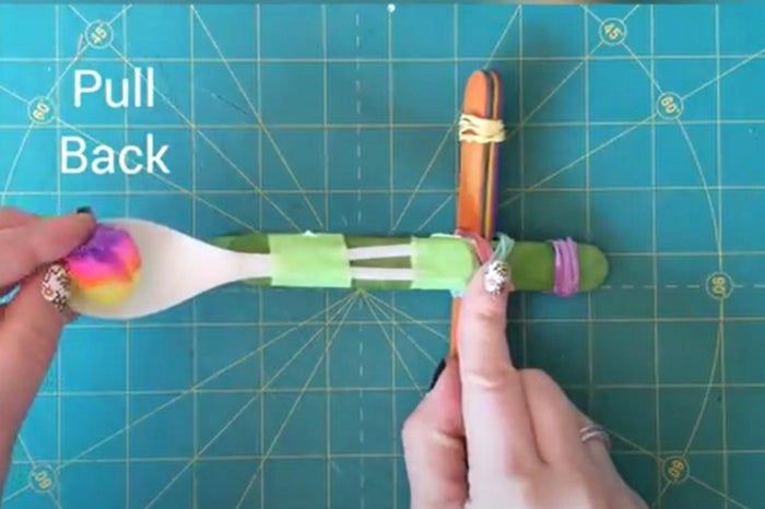 简单材料制作弹射器教程-第10张图片-趣作屋 简单材料制作弹射器教程-第10张图片-趣作屋