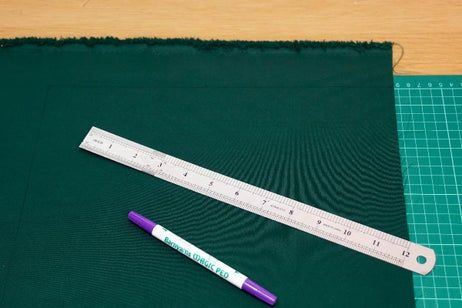 金色祖母绿配色DIY抱枕教程，轻松打造高级感家居装饰-第8张图片-趣作屋