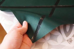 金色祖母绿配色DIY抱枕教程，轻松打造高级感家居装饰-第19张图片-趣作屋