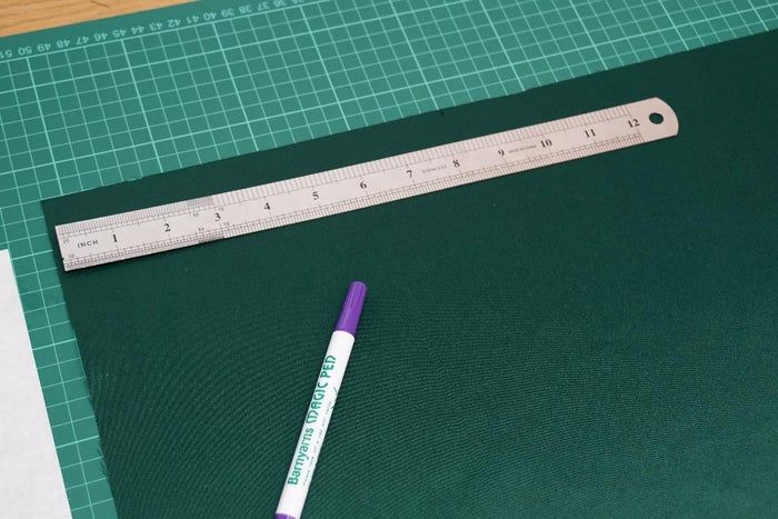 金色祖母绿配色DIY抱枕教程，轻松打造高级感家居装饰-第10张图片-趣作屋