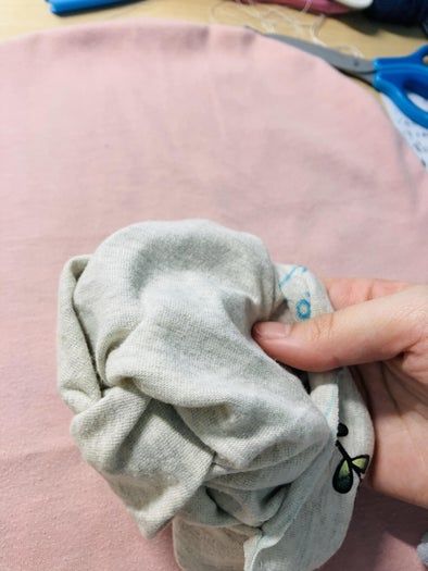 旧衣服变身环保暖脚包，红豆加热超实用！-第16张图片-趣作屋