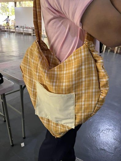 旧校服变身时髦托特包，环保手工DIY教程-第3张图片-趣作屋