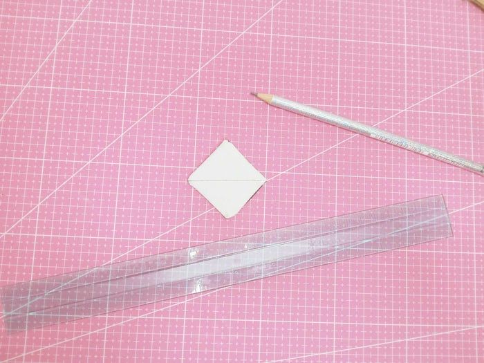 DIY可移动布艺墙面装饰手工教程-第26张图片-趣作屋