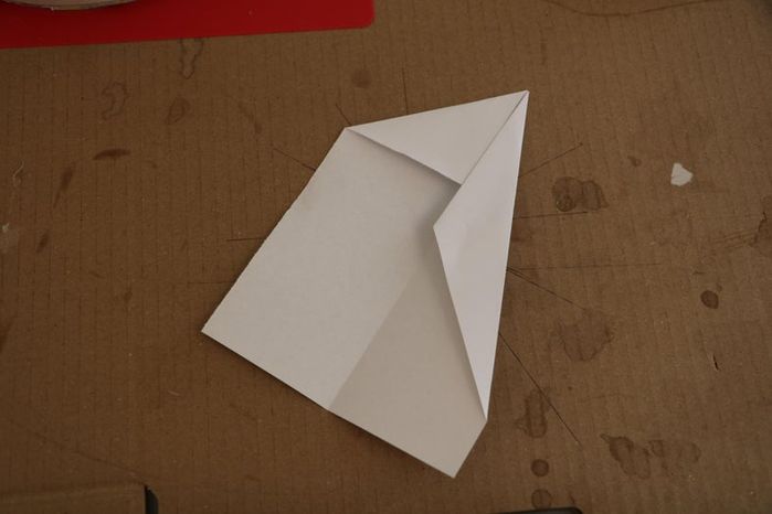 低成本DIY纸制飞镖盘教程，安全又有趣的家庭手工项目-第32张图片-趣作屋