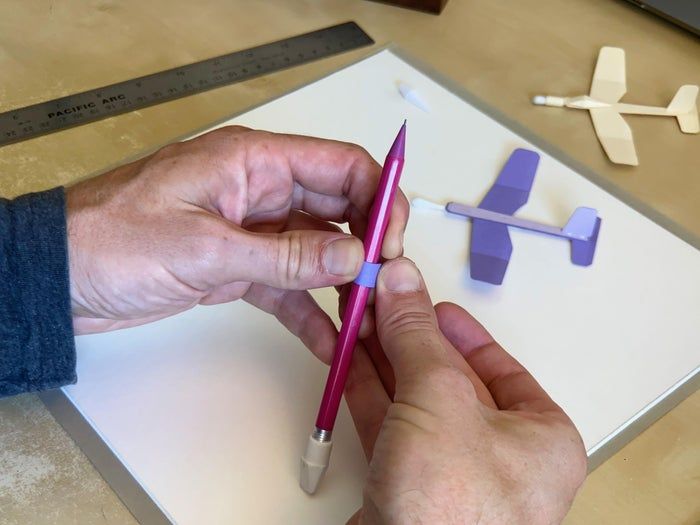 手工制作迷你滑翔机教程，锻炼手部灵活度-第13张图片-趣作屋