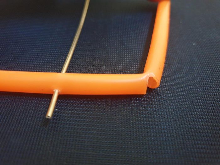 用吸管和卡纸自制离心力洒水器玩具,动手玩转物理课-第5张图片-趣作屋 用吸管和卡纸自制离心力洒水器玩具,动手玩转物理课-第5张图片-趣作屋