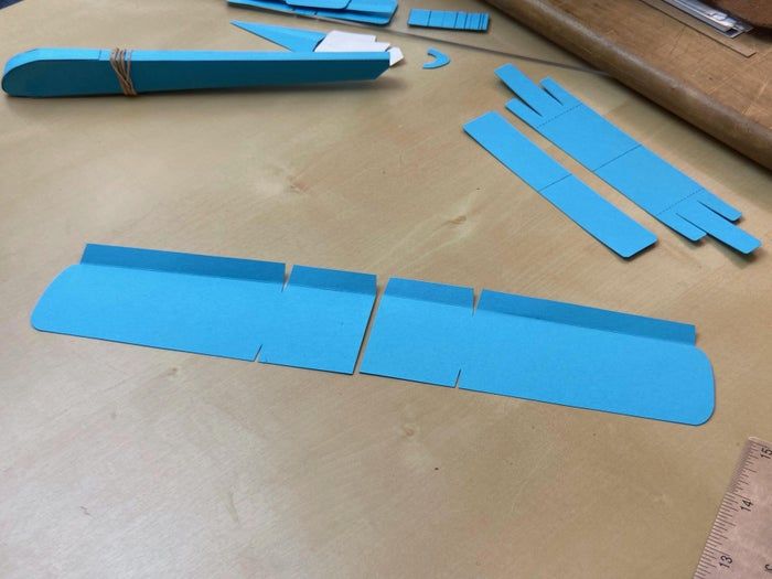 手工折纸滑翔机制作教程:零基础也能轻松上手-第9张图片-趣作屋 手工折纸滑翔机制作教程:零基础也能轻松上手-第9张图片-趣作屋