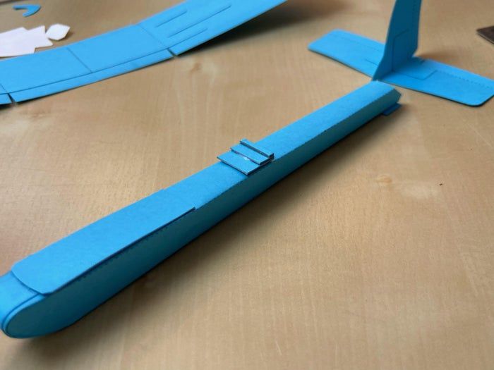 手工折纸滑翔机制作教程:零基础也能轻松上手-第19张图片-趣作屋 手工折纸滑翔机制作教程:零基础也能轻松上手-第19张图片-趣作屋