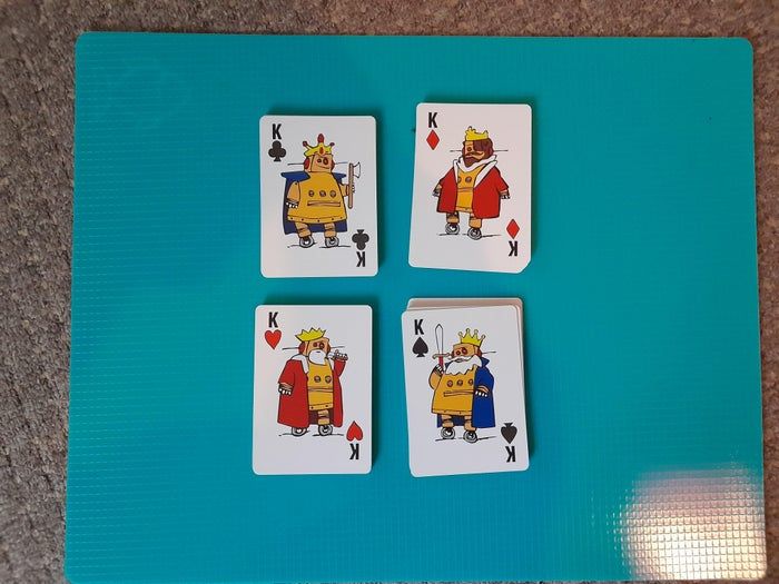 扑克牌玩转井字棋变种游戏,创意玩法大公开-第2张图片-趣作屋 扑克牌玩转井字棋变种游戏,创意玩法大公开-第2张图片-趣作屋